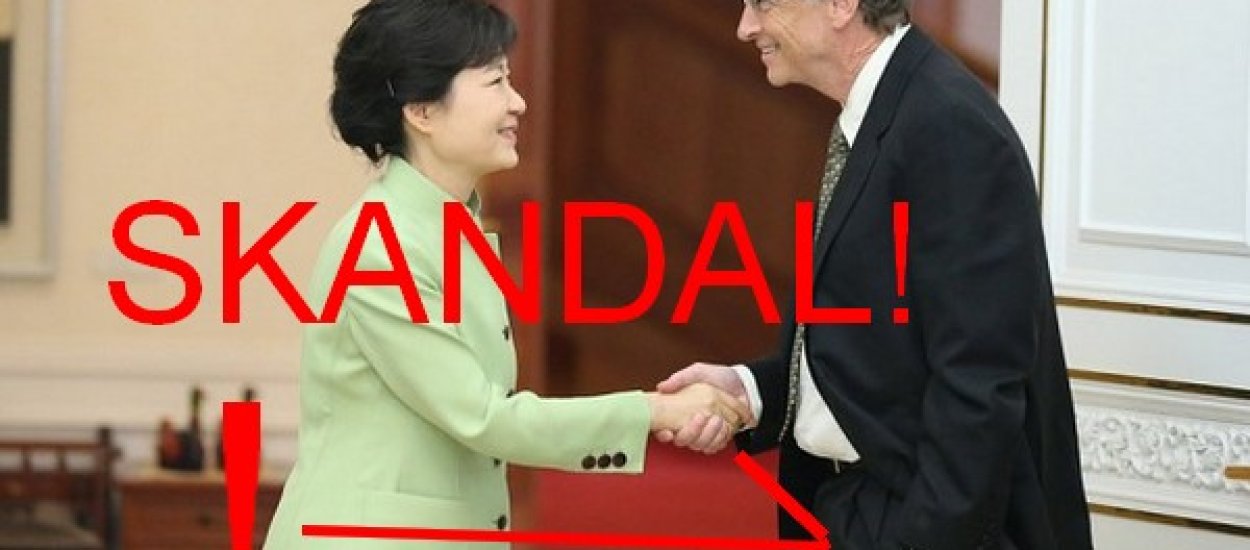 Antypudelek: Bill Gates jest niewychowanym filantropem. Korea Południowa oburzona skandaliczną pozycją lewej dłoni miliardera!