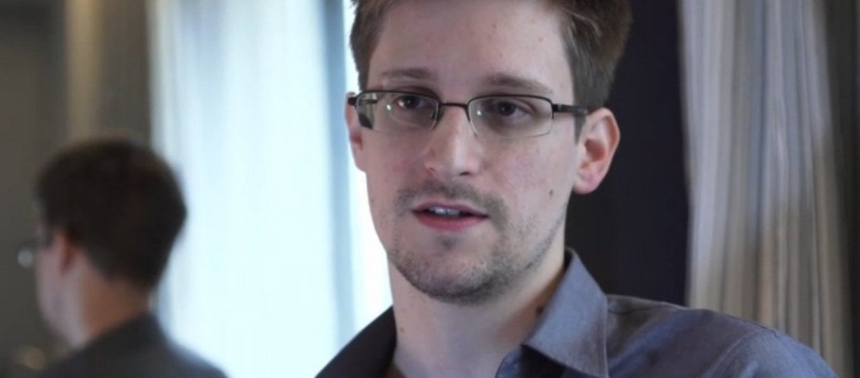 Edward Snowden dostaje azyl w Rosji - koniec dramatu podsłuchowego?