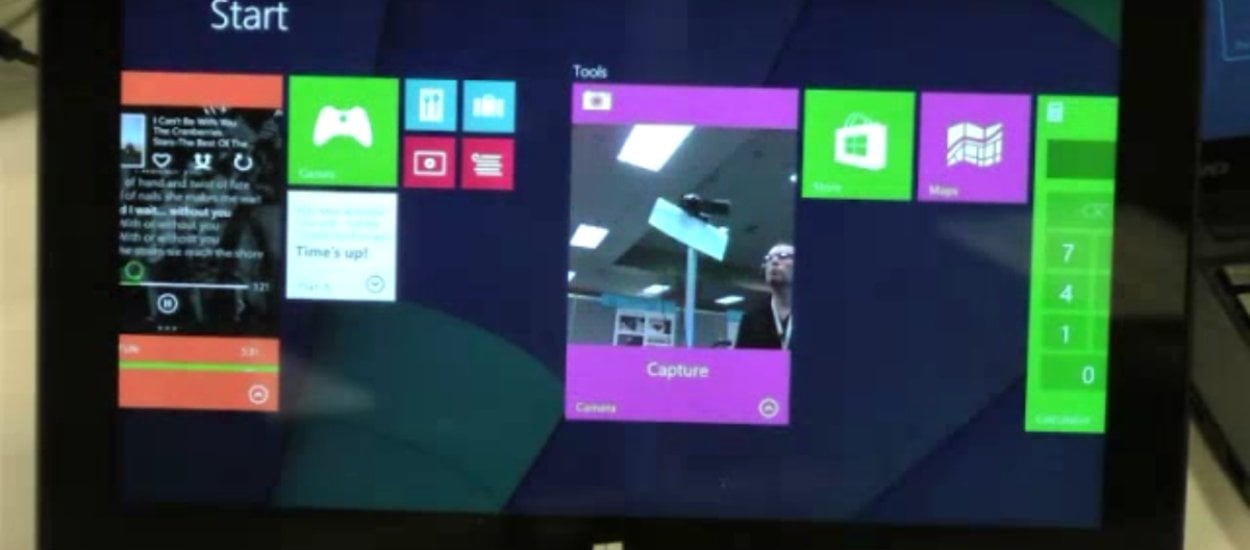Właśnie tego brakuje w Windows 8 - Microsoft eksperymentuje z interaktywnymi kafelkami
