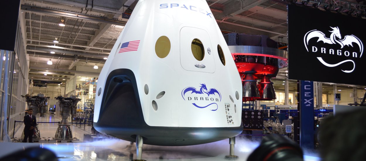 Tanie latanie w przestrzeń kosmiczną dzięki SpaceX Dragon V2 - załogowe loty w ciągu 2 lat