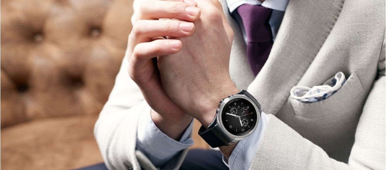 Samodzielny smartwatch LG Watch Urban z łącznością LTE
