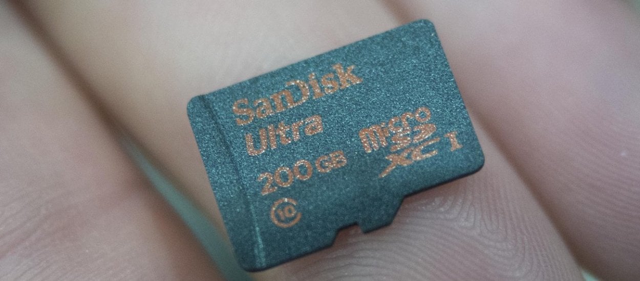 Jaką kartę microSD wybrać do smartfona? Najlepiej żadną.