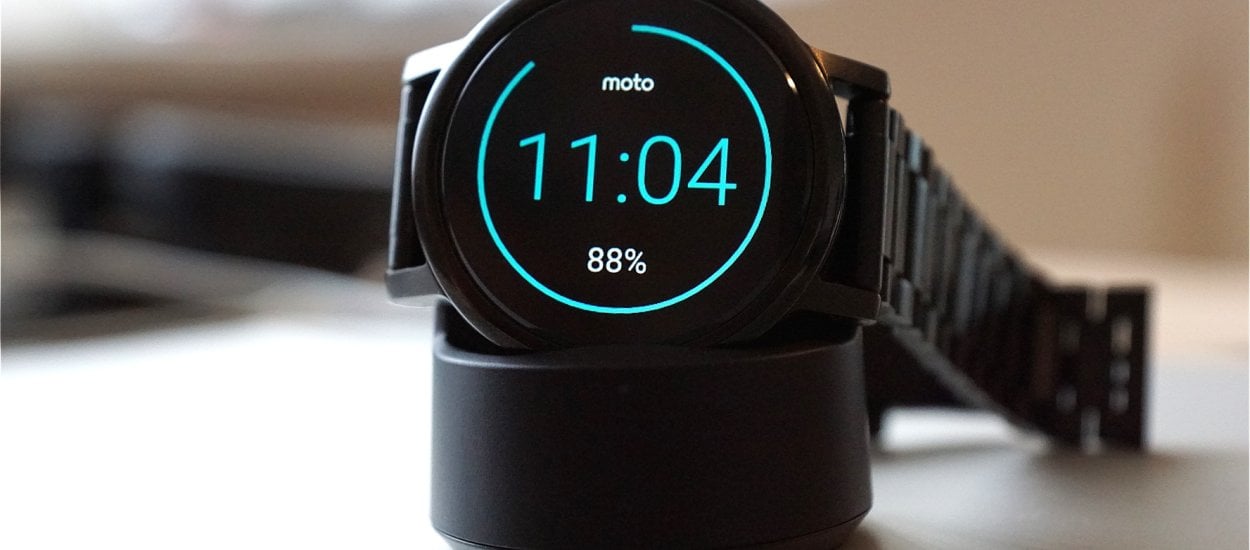 Lenovo odpuszcza - nie będzie nowego smartwatcha Moto z Android Wear 2