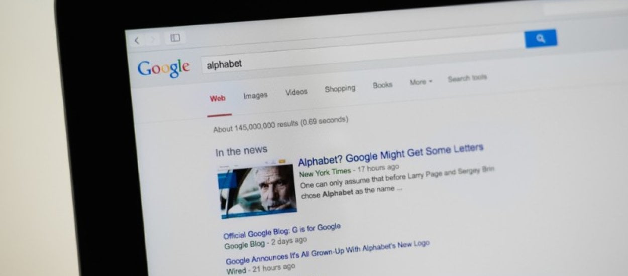 Google usuwa boczny pasek z reklamami ze swojej wyszukiwarki