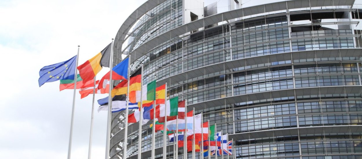 Eurodeputowani opowiedzieli się za szyfrowaniem komunikacji dla wszystkich obywateli UE
