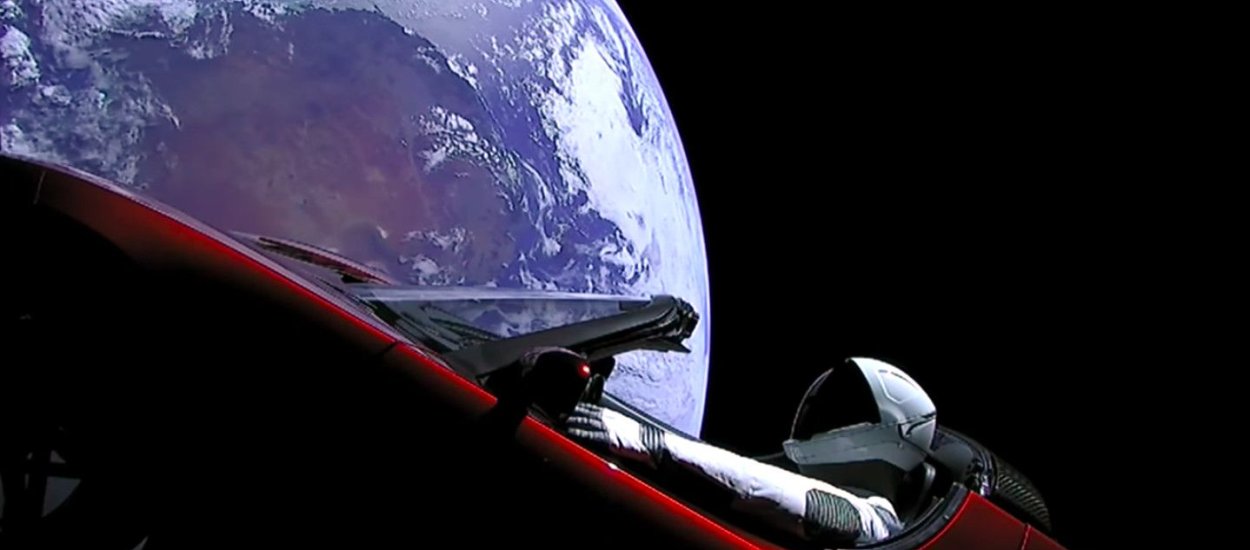 Przebiegły Musk: Falcon Heavy poleciał w kosmos tylko po to, by wypromować Teslę...