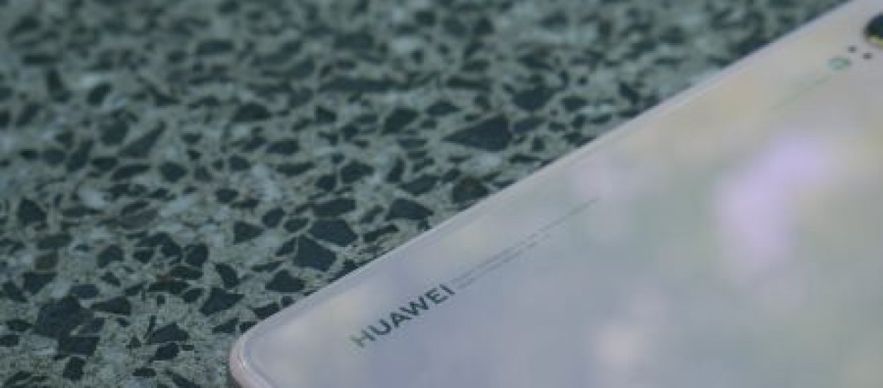 Wszystko o Huawei Nova 3. Stylowy średniak, aspirujący do miana biżuterii