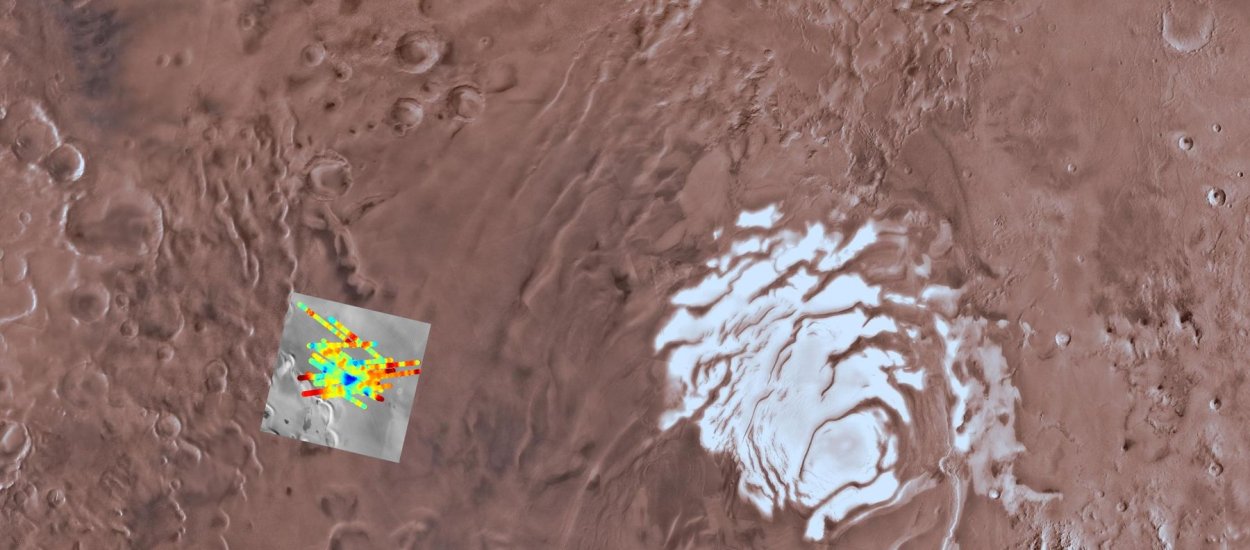 Jest woda na Marsie, w stanie płynnym, pod pokrywą lodową