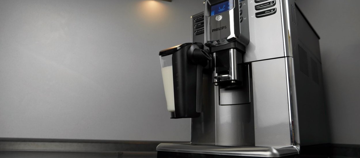 Philips 5000 z systemem LatteGo. Smaczne kawy i błyskawiczne czyszczenie systemu spieniania mleka