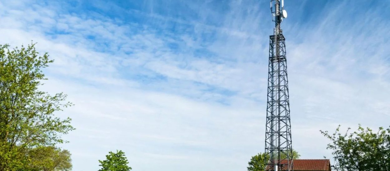 Orange, Plus i T-Mobile włączają roaming krajowy na nadajnikach… Play