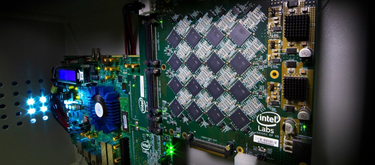 Intel stawia na motoryzację i protetykę zamiast komputerów