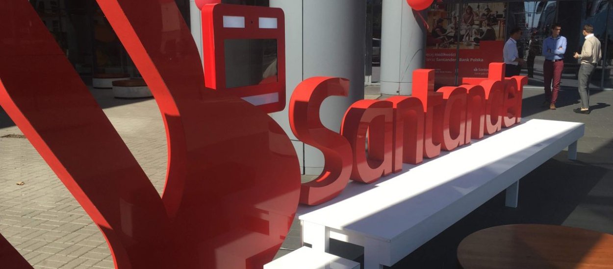 Santander Bank Polska z wpisem do KRS, pozwalającym na rozpoczęcie świadczenia usług jako TPP