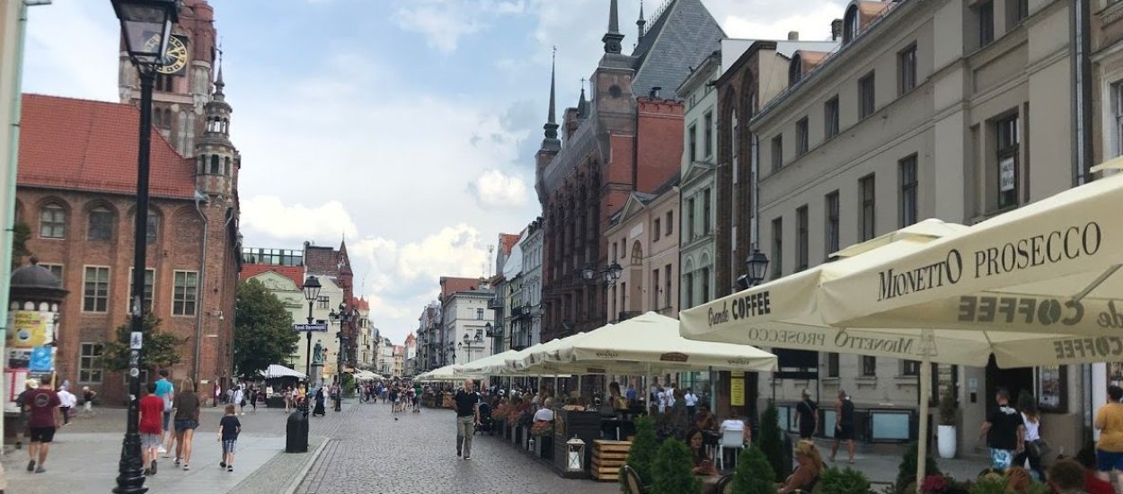 Już w 12 miastach w Polsce możecie zamawiać jedzenie poprzez Uber Eats