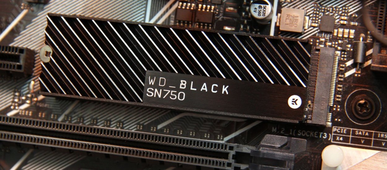 Czy radiator na dysku SSD jest potrzebny? Testujemy WD Black SN750 1 TB