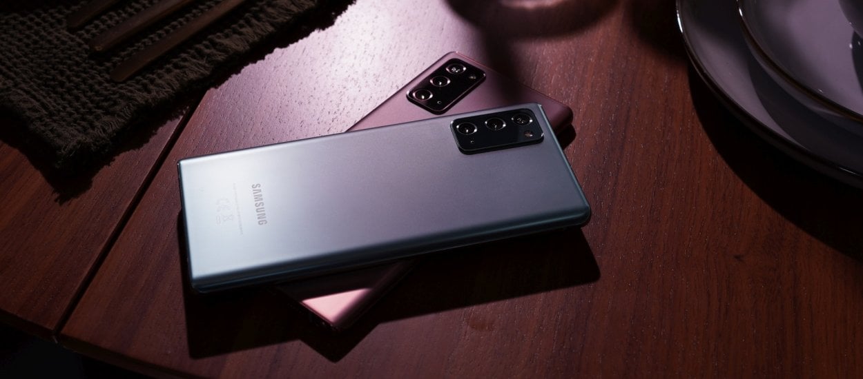 Samsung obiecuje 3 "generacje" wsparcia aktualizacjami dla swoich smartfonów. Nie ma się czym chwalić