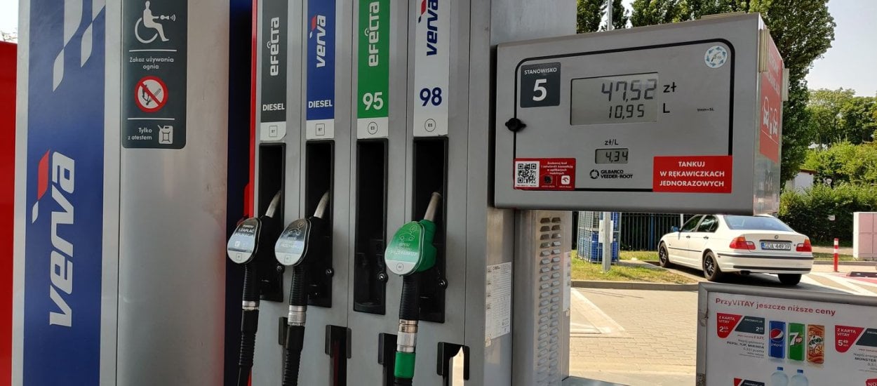 Sylwestrowy cud Orlenu, cena paliwa spada o 12%, a jutro rośnie VAT