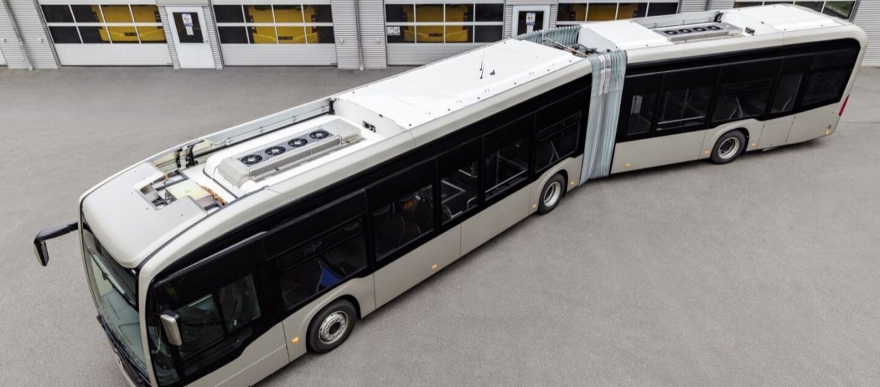 Autobusy Mercedesa z bateriami „solid-state”. Czy to już TA rewolucja?