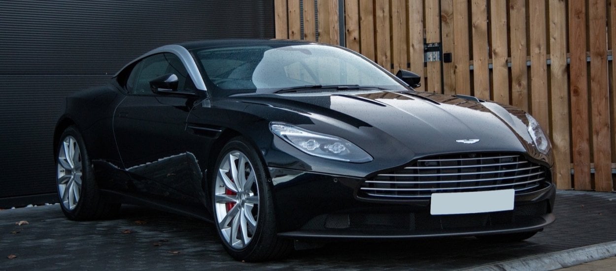 Aston Martin to Don Kichot czy William Wallace spalinowej motoryzacji?