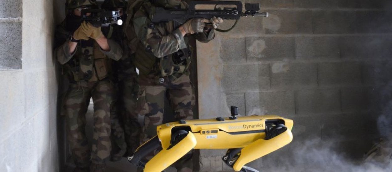 Robot Boston Dynamics pomaga wojsku, firma nie wie, co o tym myśleć