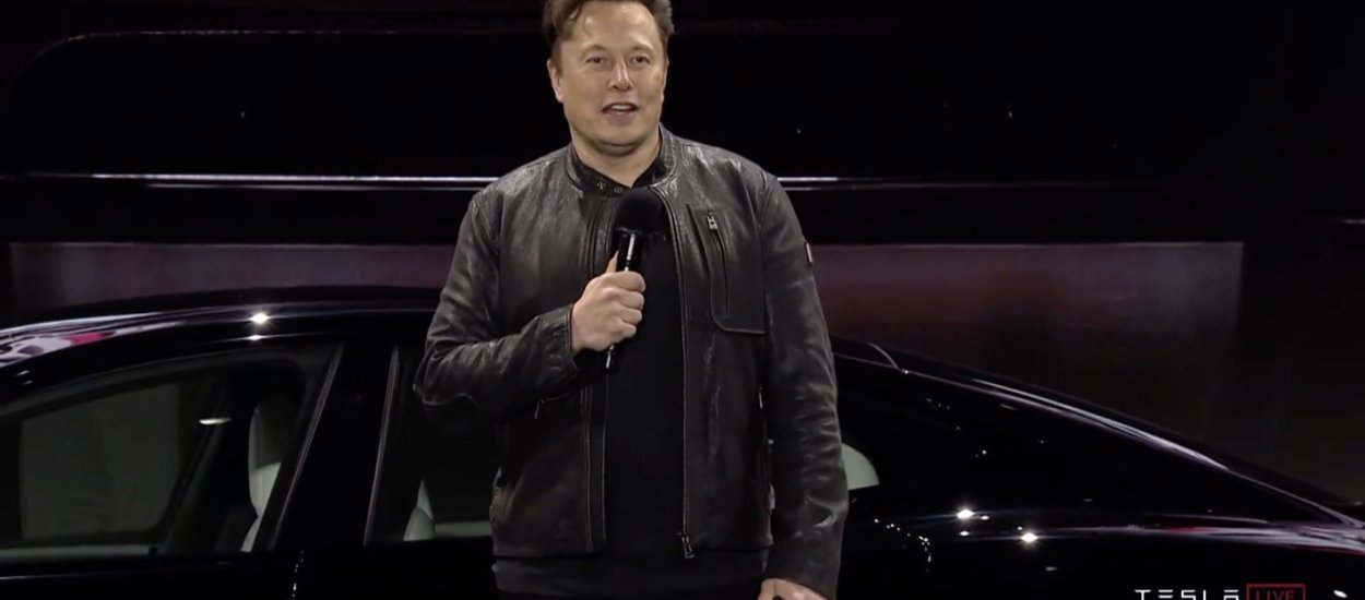 Musk pokazał Teslę S Plaid, ma być szybka jak… Playstation 5. W tle Cyberpunk 2077