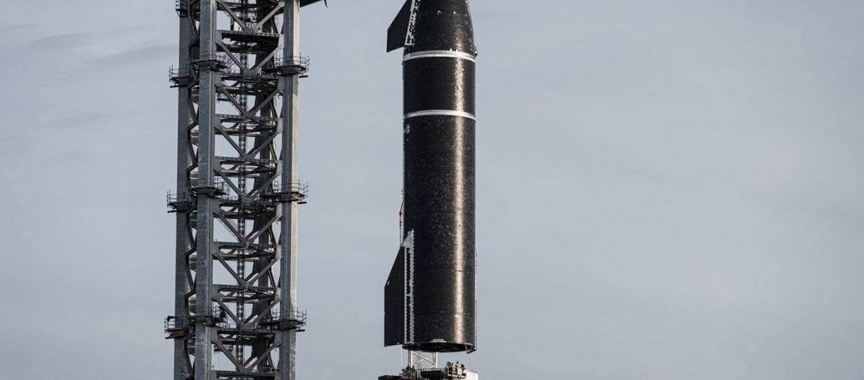 SpaceX Starship: Największa rakieta świata złożona po raz pierwszy, kiedy poleci w kosmos?