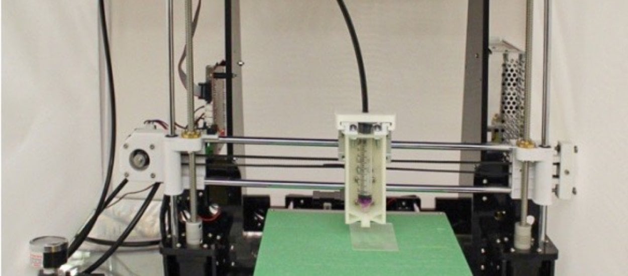 Naukowcy stworzyli drukarkę 3D z żyjącym filamentem