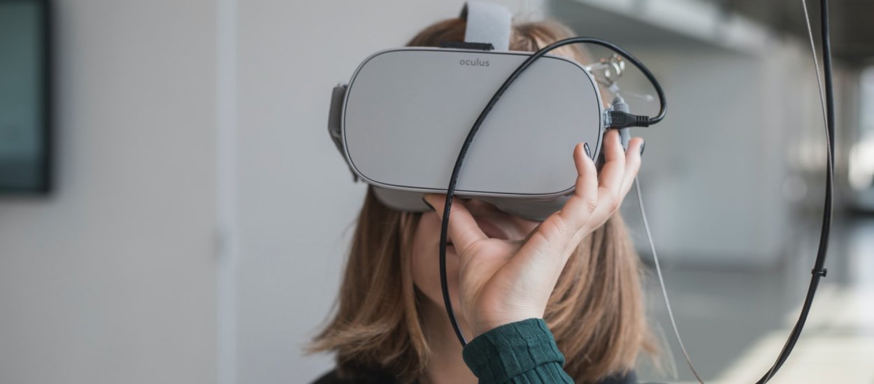 VR dla ust - wygląda tak samo dziwnie i niepotrzebnie, jak brzmi