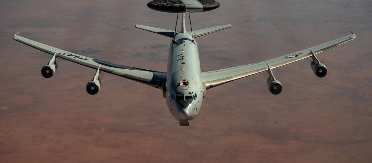 Koniec legendarnego latającego talerza, nowy AWACS od Boeinga nadlatuje