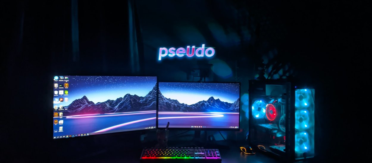 LED RGB na biurku gracza. Czy wszystko lepsze, co się świeci?