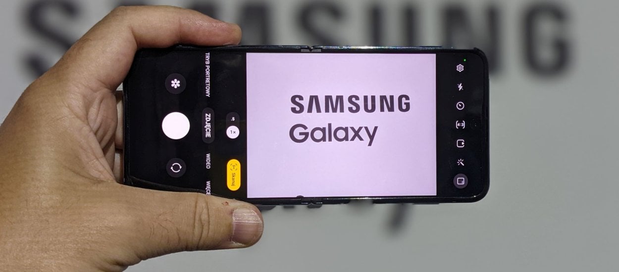 Galaxy Z Fold 4 i Z Flip 4 sprzedają się w Europie jak ciepłe bułeczki