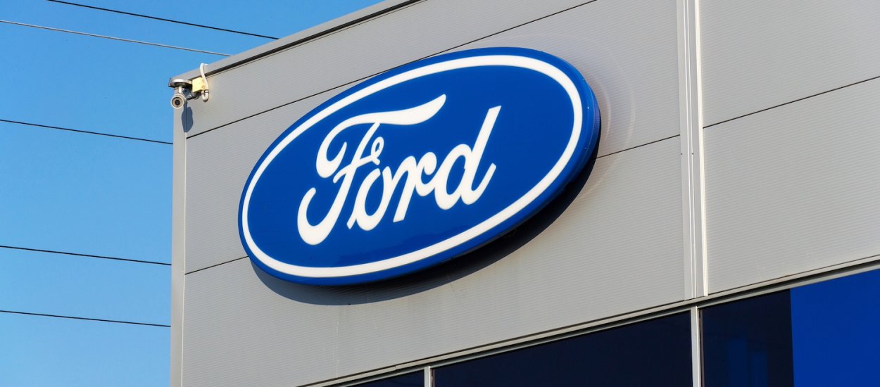Ford odpuszcza inwestycje w elektryki i zarabia krocie