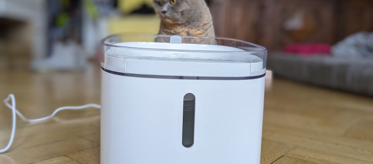 Twój kot kupowałby Xiaomi Smart Pet Fountain. Chyba że nie