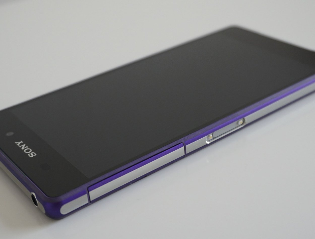 Recenzja Sony Xperia Z2 - trzecia odsłona flagowego telefonu japońskiego producenta