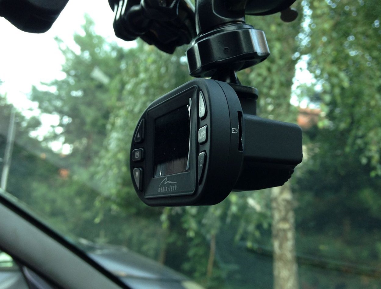 Testujemy Media-Tech U-Drive Up MT4045 – Twoja czarna skrzynka podczas jazdy samochodem!