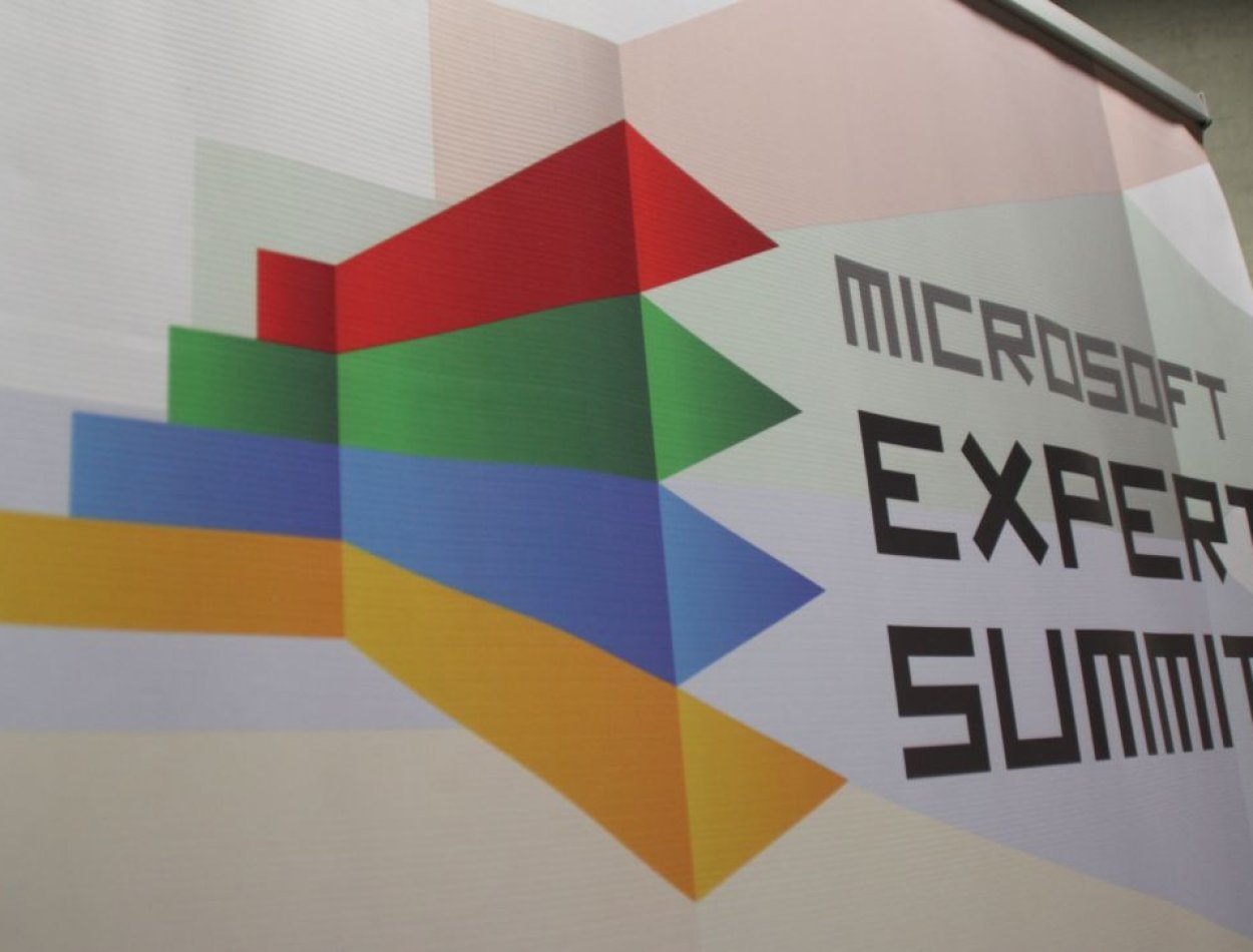 Eksperci Microsoftu o przyszłości firmy: usługi, nie platformy