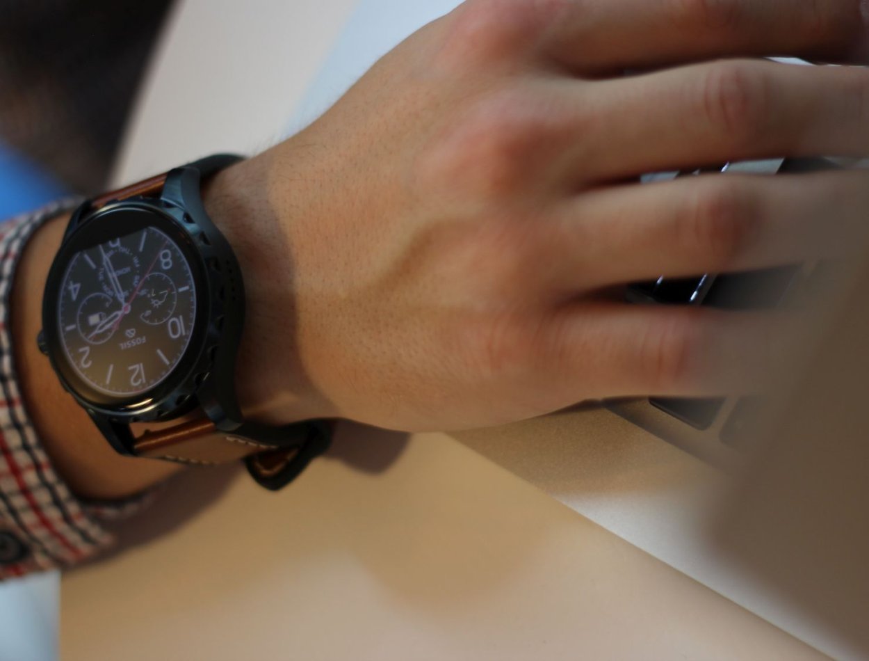 Recenzja Fossil Q Marshal - smartwatch, który chce być przede wszystkim zegarkiem