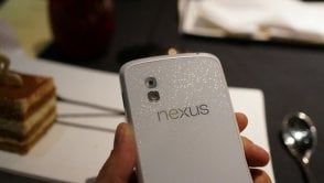 Nexus 4 wraca na półki w Google Play. Czy będzie także w białej wersji?