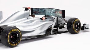 Marzenie fana Formuły 1 i miłośnika gier komputerowych - symulator za prawie pół miliona złotych!