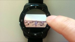 Filmy z YouTube'a oglądam na smartwatchu