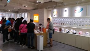 Xiaomi zamarzyło się zostać marką premium. Do wyższych cen dorzucą tysiąc sklepów stacjonarnych