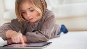 Pierwszy tablet dla dziecka - co wybrać? Świetny prezent pod choinkę