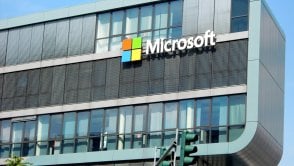 Microsoft Windowsem już nie stoi. Na czym zarabia teraz miliardy dolarów?