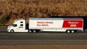 Autonomiczna ciężarówka przewiozła wielką partię piwa. Stoi za tym Uber