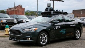 Uber zmuszony do przerwania testów autonomicznych aut [prasówka]