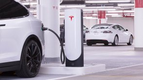 Tesla wprowadza nowe superładowarki. Gdzie będzie je montować?