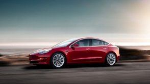Tesla Model 3 najchętniej kupowanym autem w USA. Elon Musk ma jednak ciągle powody do zmartwień