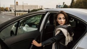 Polski rząd przyjął projekt noweli „Lex Uber”, ale taksówkarze i tak zablokują Warszawę