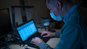 Hakerzy sparaliżowali szpital w Brnie. Przeprowadzano w nim testy na koronawirusa