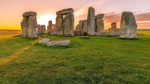 Nowe technologie pomagają odnaleźć kolejne tajemnicze obiekty w okolicy Stonehenge