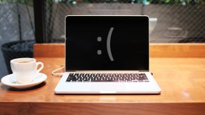 Będziesz chciał zadbać o prywatność w swoim MacBooku? Pęknie ci ekran
